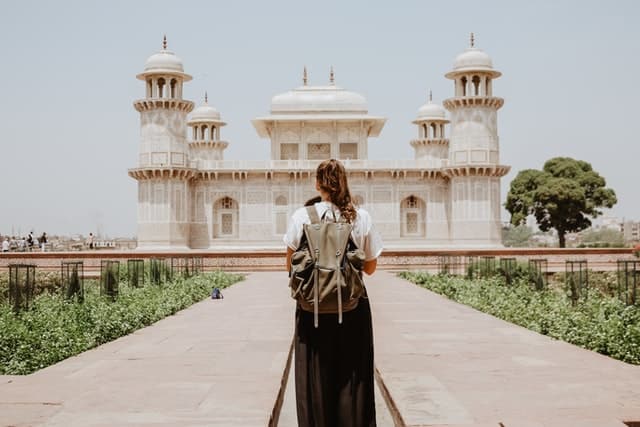 10 Solo Female Travel Bloggers from India On Instagram